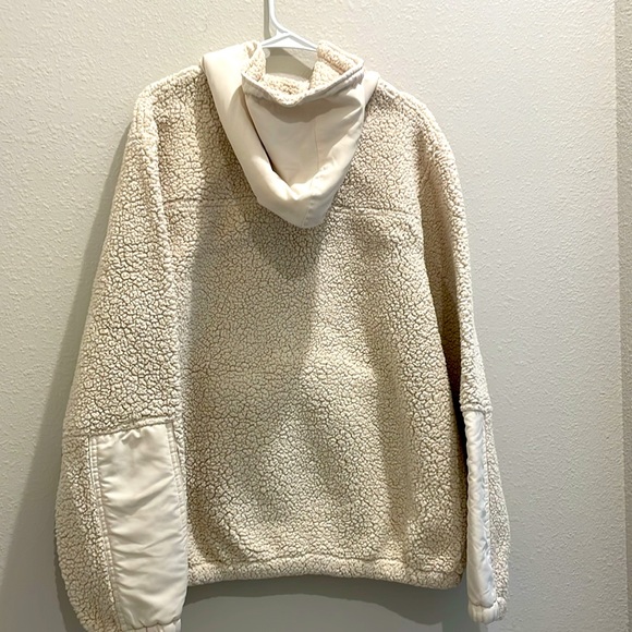 BORN FLY men’s Long sleeved fleece Large hoodie jacket. Beige color, 1/2 zip. - Picture 4 of 6